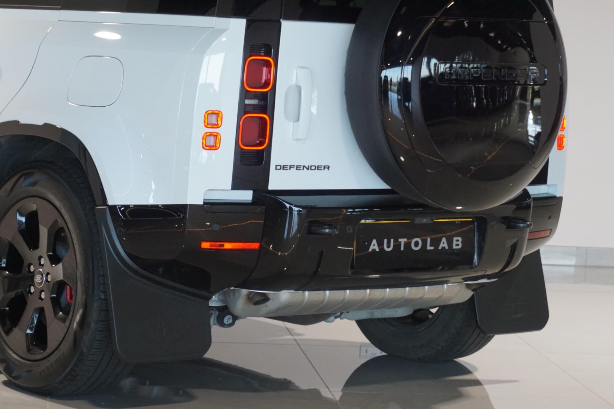 Land Rover Defender 110 2.0 P400e 15.4kWh X-Dynamic HSE SUV 5dr Petrol Plug-in Hybrid Auto 4WD Euro 6 (s/s) (404 ps)